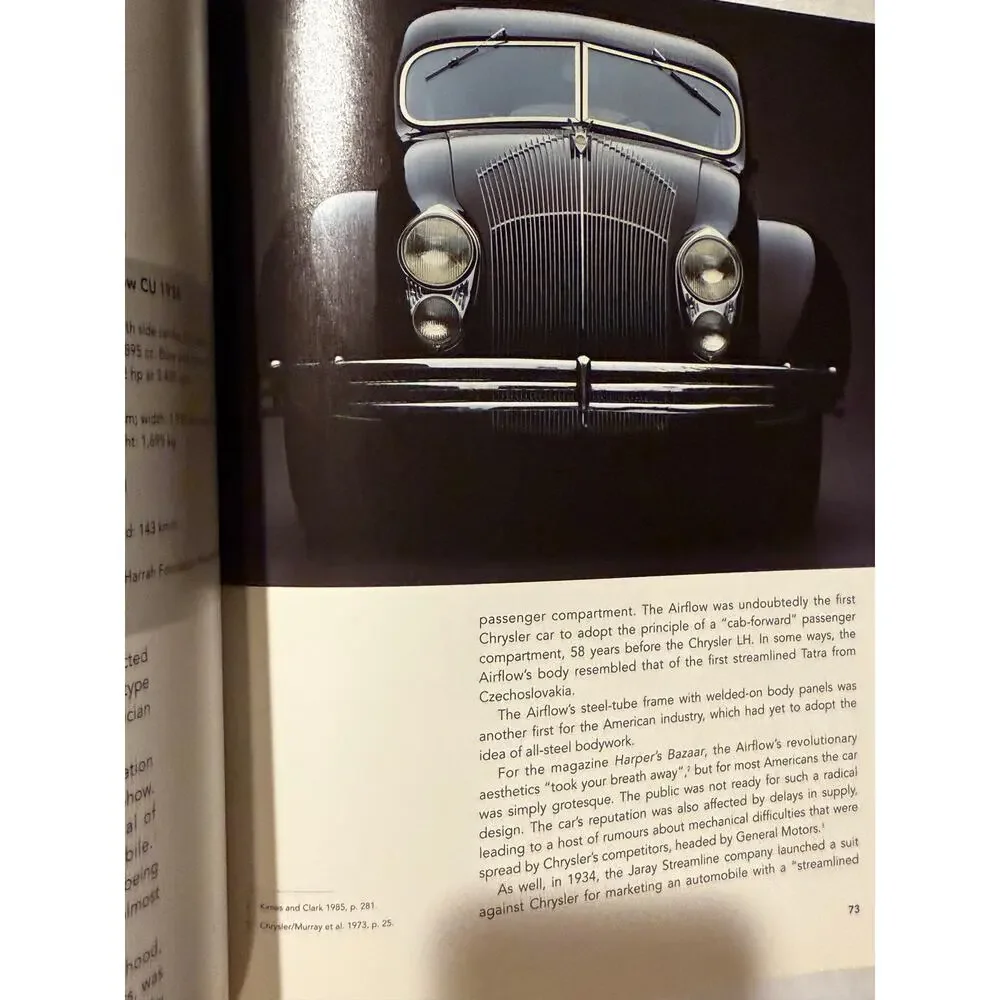Moving Beauty The Montreal Museum of Art Book - 1995 - Hardcover